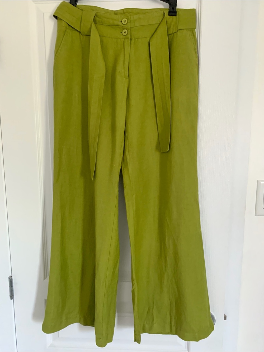 Olive Green Linen 2 Piece Set: Pants & Shirt ๐ - Picture 5 of 16